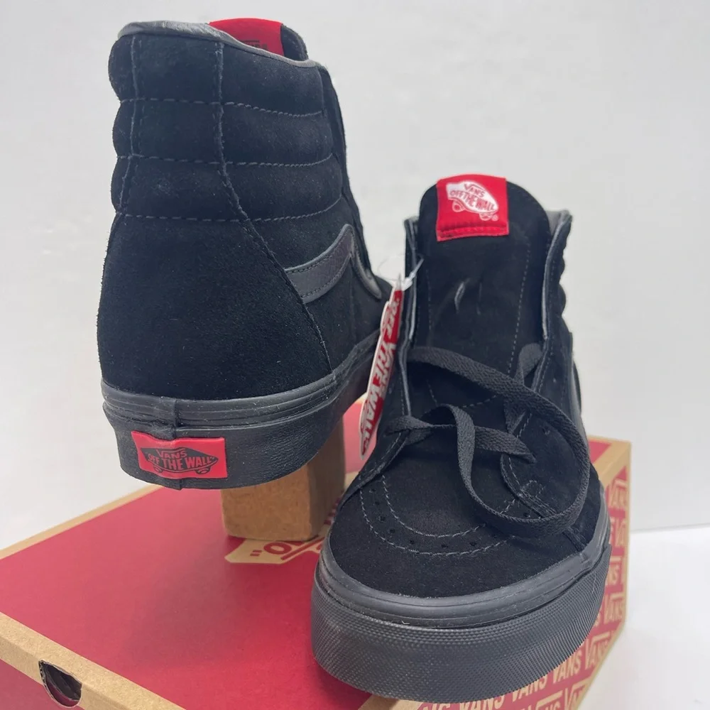 Vans Sk8-Hi 'Black Suede'
Men's Black High-Top Sneakers - Picture 7 of 16
